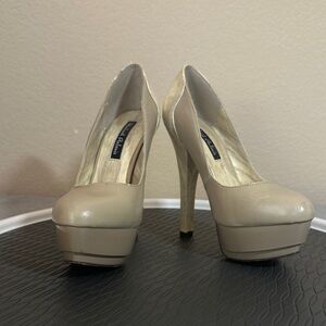 MICHAEL ANTONIO Cream/Beige 5”High Heels